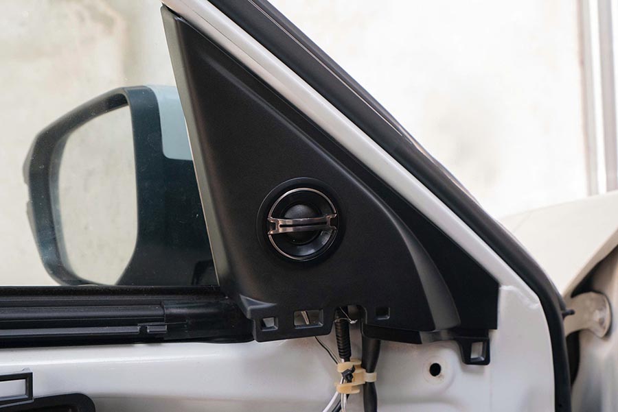 ĐỘ LOA ALPINE DM65 & DM65C: COMBO ÂM THANH TIÊU CHUẨN CHO VOLKSWAGEN VILORAN