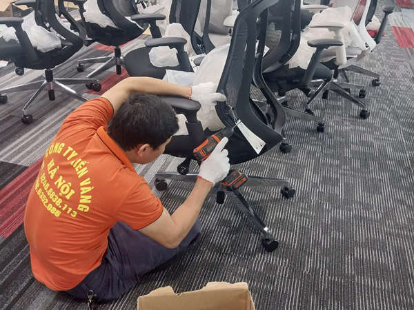 Chuyển nhà trọn gói Kiến Vàng đầy đủ cơ sở vật chất chuyên dụng