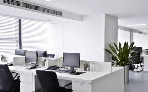 Sắp xếp đồ đạc ở văn phòng mới