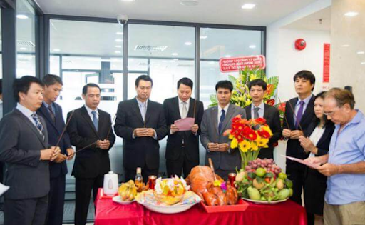 Thủ tục cúng chuyển văn phòng