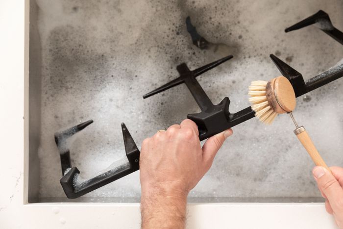 Cách dọn dẹp và vệ sinh nhà mới 6