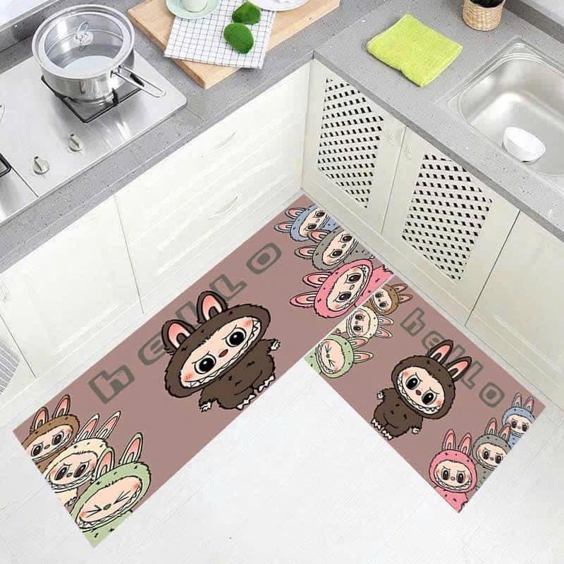 Combo 2 tấm thảm trải sàn nhà bếp hình Labubu chống thấm nước