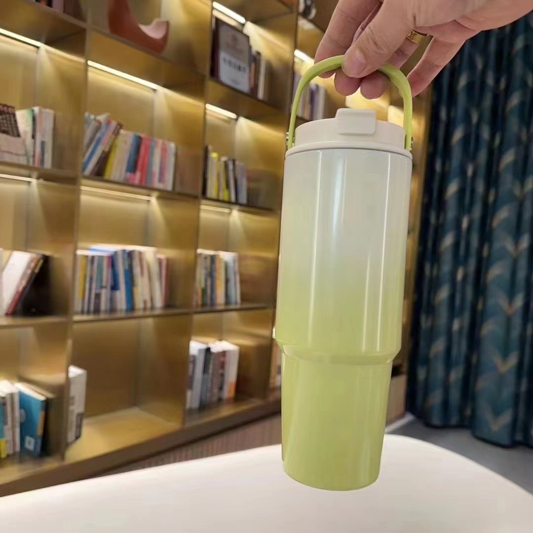 Ly giữ nhiệt quai xách cầu vồng inox 304 siêu hot 900ml