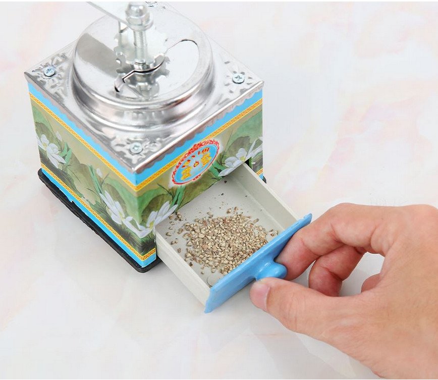 Dụng cụ xay tiêu vuông Vạn Lợi size Trung