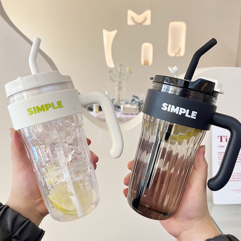 Ly nước có tay cầm Simple 920ml