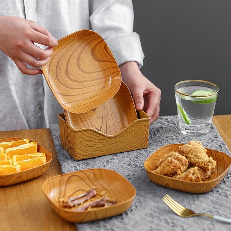 Set 8 đĩa nhựa vân gỗ sang trọng