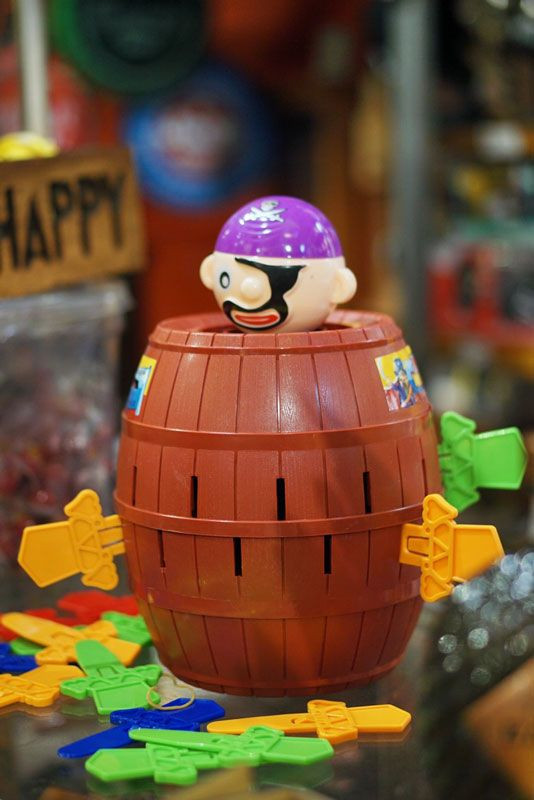 Bộ đồ chơi đâm hải tặc vui nhộn kịch tính Loại Lớn