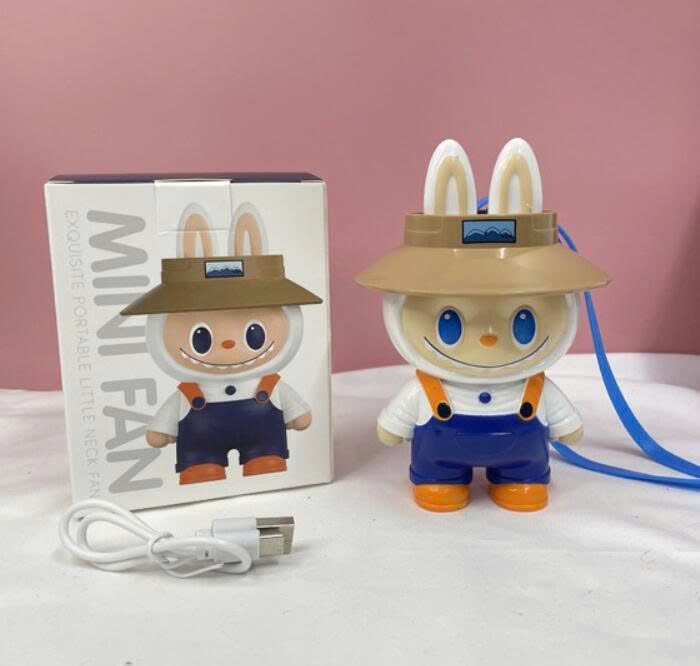 Quạt mini cầm tay Labubu sạc USB có dây đeo