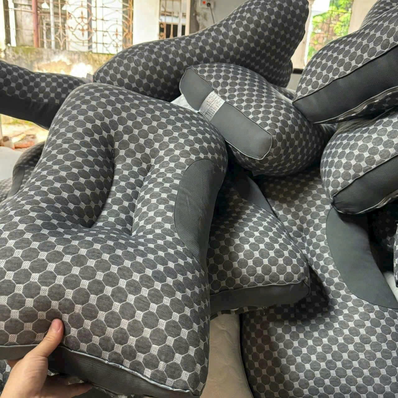 Gối Spa dệt kim 3D mềm mại chăm sóc sức khoẻ (T50) - Màu Đen