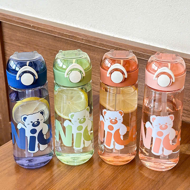 Bình nước hình gấu Nice 650ml có nắp bấm và quai xách