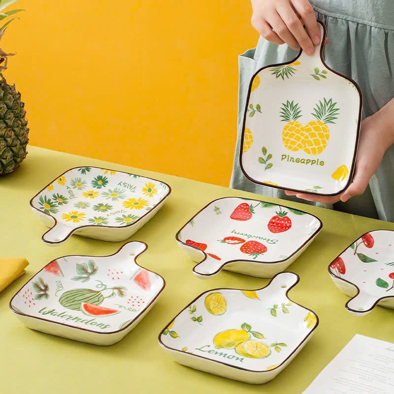 Đĩa sứ vuông hoạ tiết hoa quả có tay cầm dễ thương