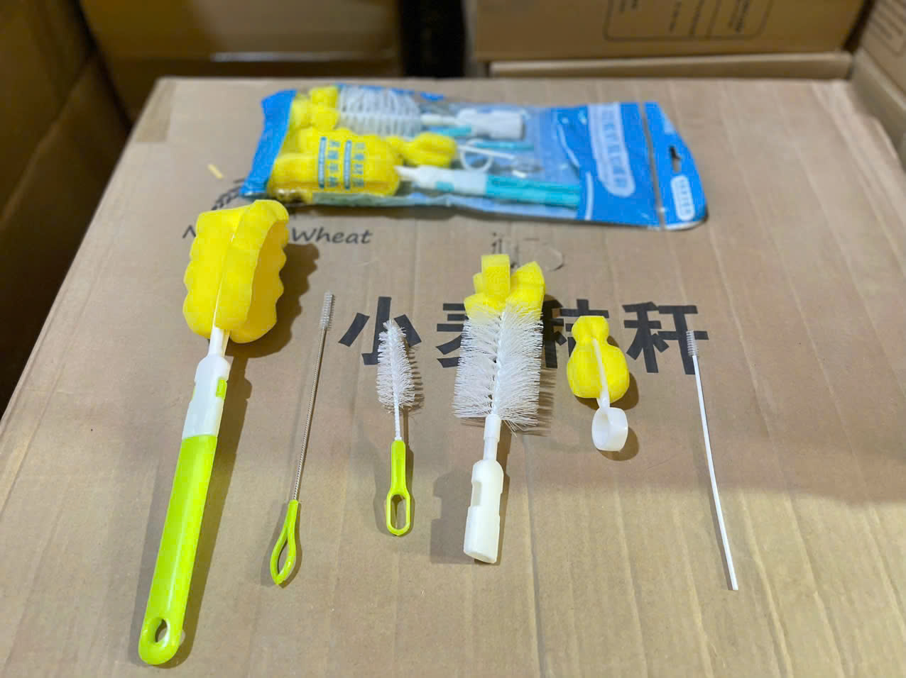 Bộ cọ rửa bình và ly 6 chi tiết tiện lợi (T200)