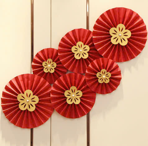 Set 6 quạt gấp giấy hoa mai trang trí tết