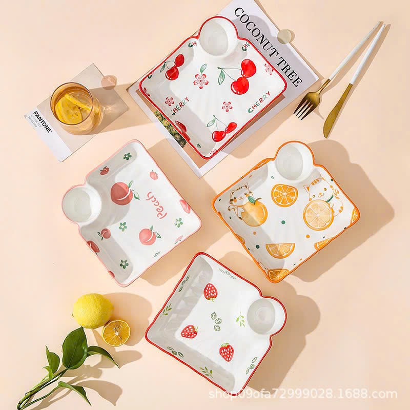 Đĩa sứ vuông hoạ tiết đáng yêu có ngăn chấm