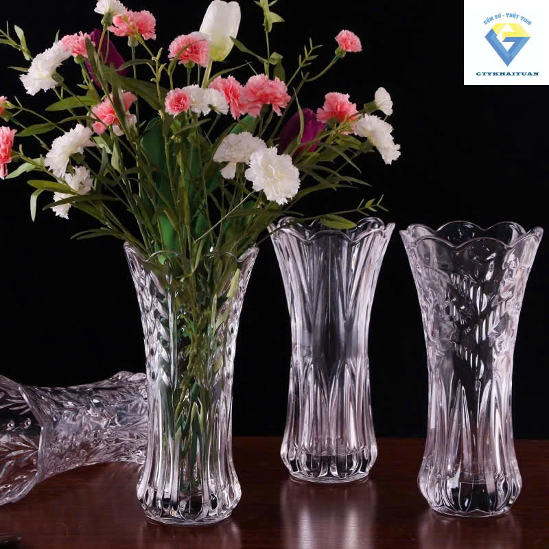 Lọ hoa thuỷ tinh dáng trụ vát cao sang trọng 25cm