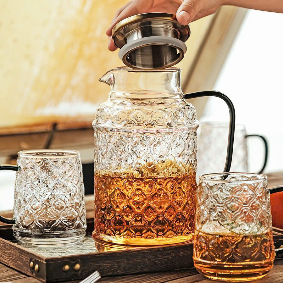 bộ bình cốc thuỷ tinh hoạ tiết quả trám cao cấp