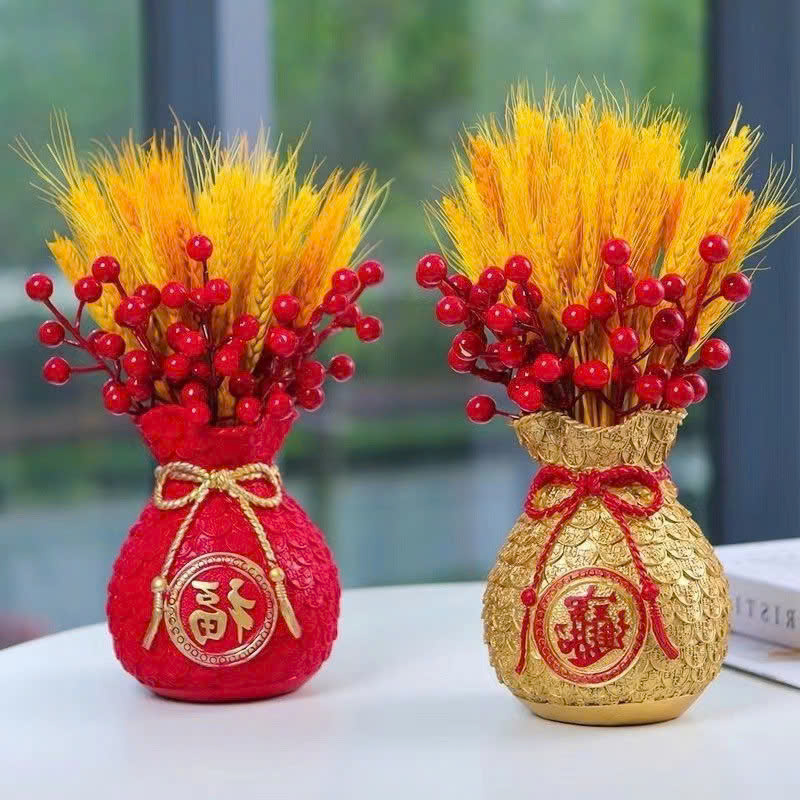 Set bình hoa túi tiền kèm cành đào đông đỏ và lúa mạch