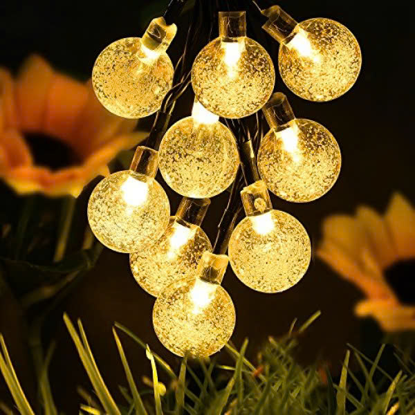 Dây đèn Led bi bọt nước trang trí sân vườn, ban công