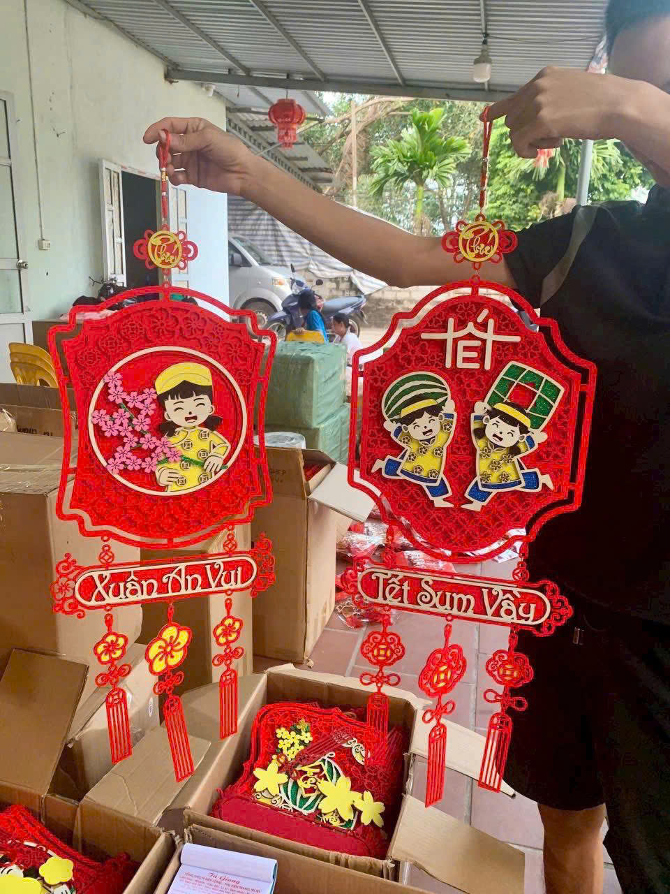 Liễn nhung hình vuông trang trí Tết Xuân An Khang