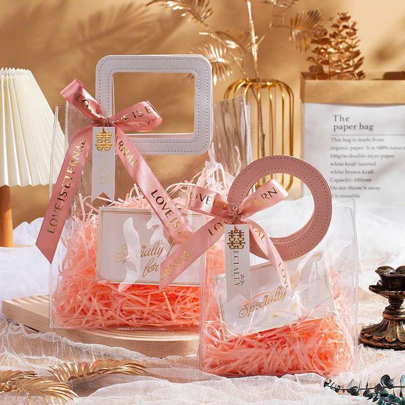 Túi đựng quà Tết trong suốt có quai cầm sang trọng