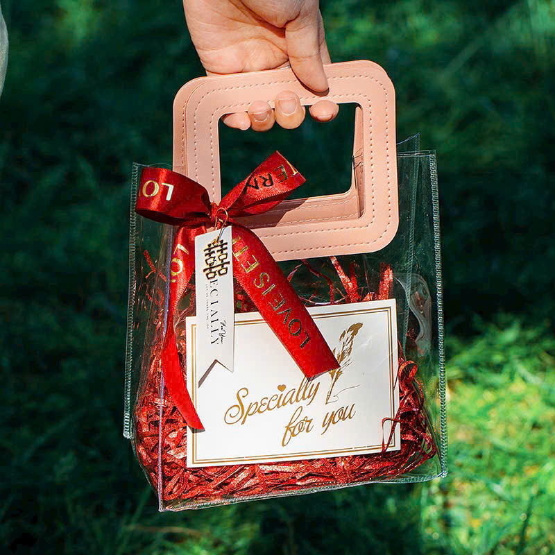 Túi đựng quà Tết trong suốt có quai cầm sang trọng