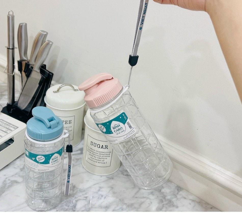 Bình nước caro học sinh Việt Nhật cho bé 750ml