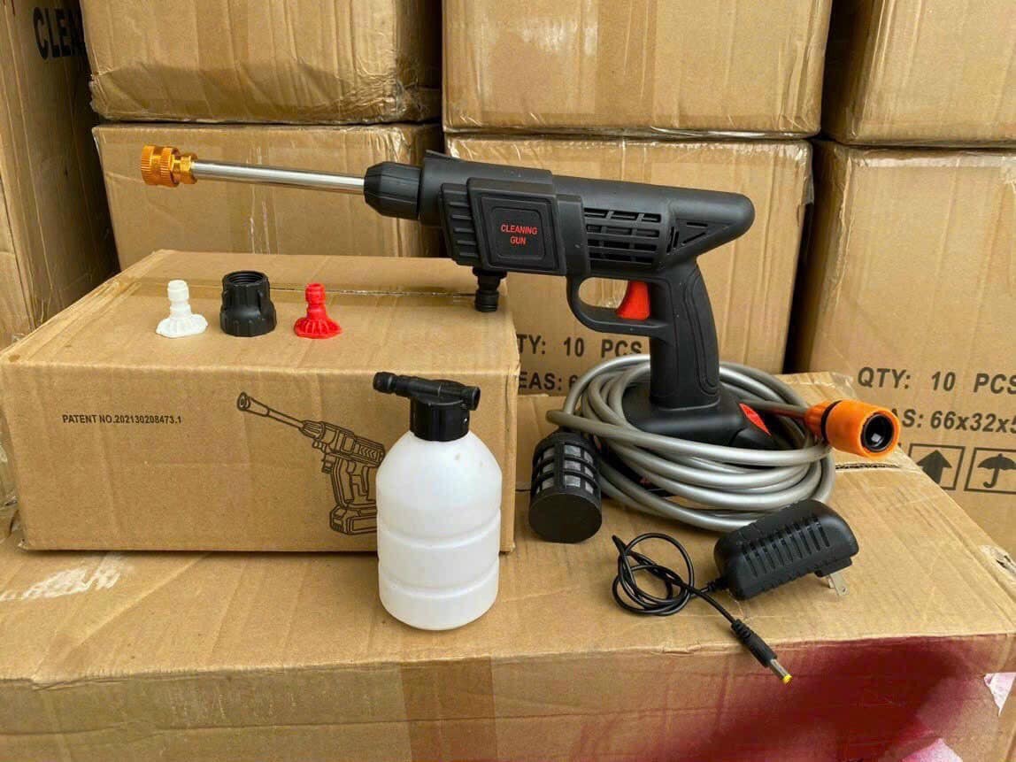 Máy xịt rửa xe máy, ô tô cầm tay dùng pin đa năng