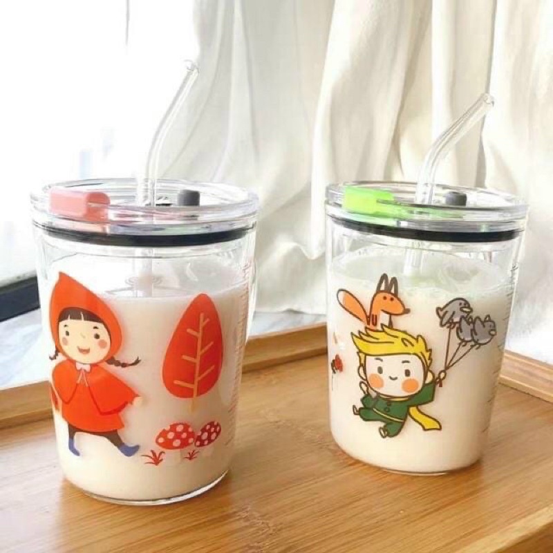 Cốc thủy tinh pha sữa có vạch chia và ống hút