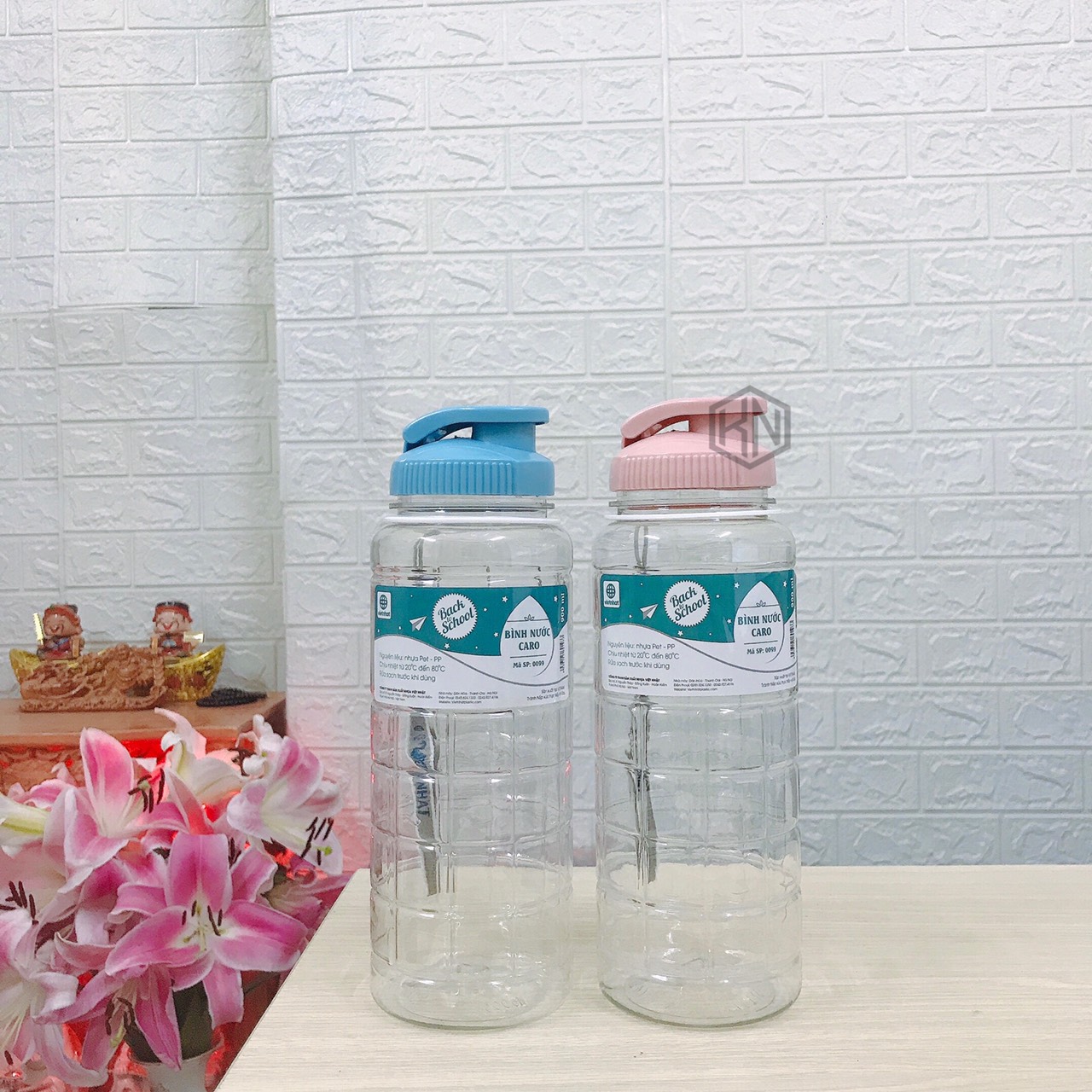 Bình nước caro học sinh Việt Nhật cho bé 900ml