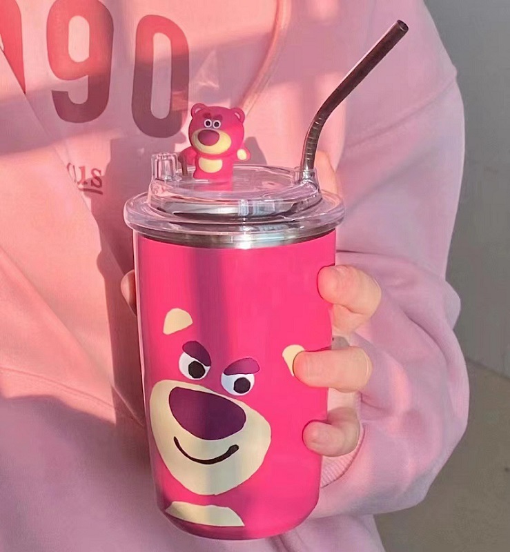 Ly giữ nhiệt hình gấu dâu Toy 450ml kèm ống hút