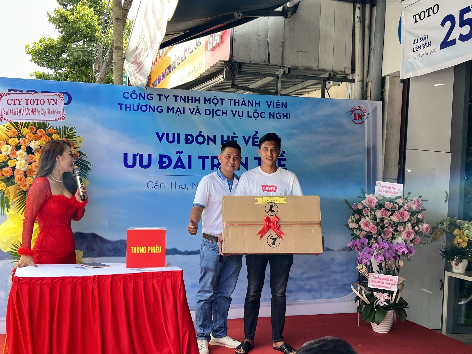 MUA SẮM THẢ GA - NHẬN QUÀ CỰC ĐÃ 01.7-23.7.2023