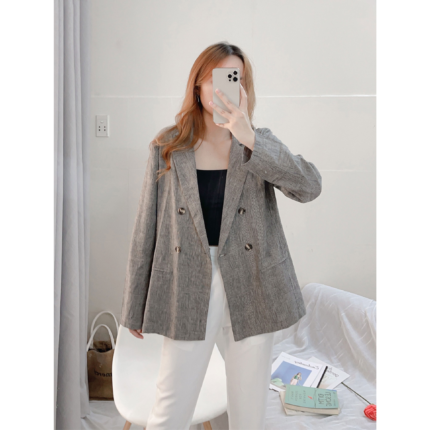 Linen xước tạo dáng vest thẳng tắp, chỉn chu