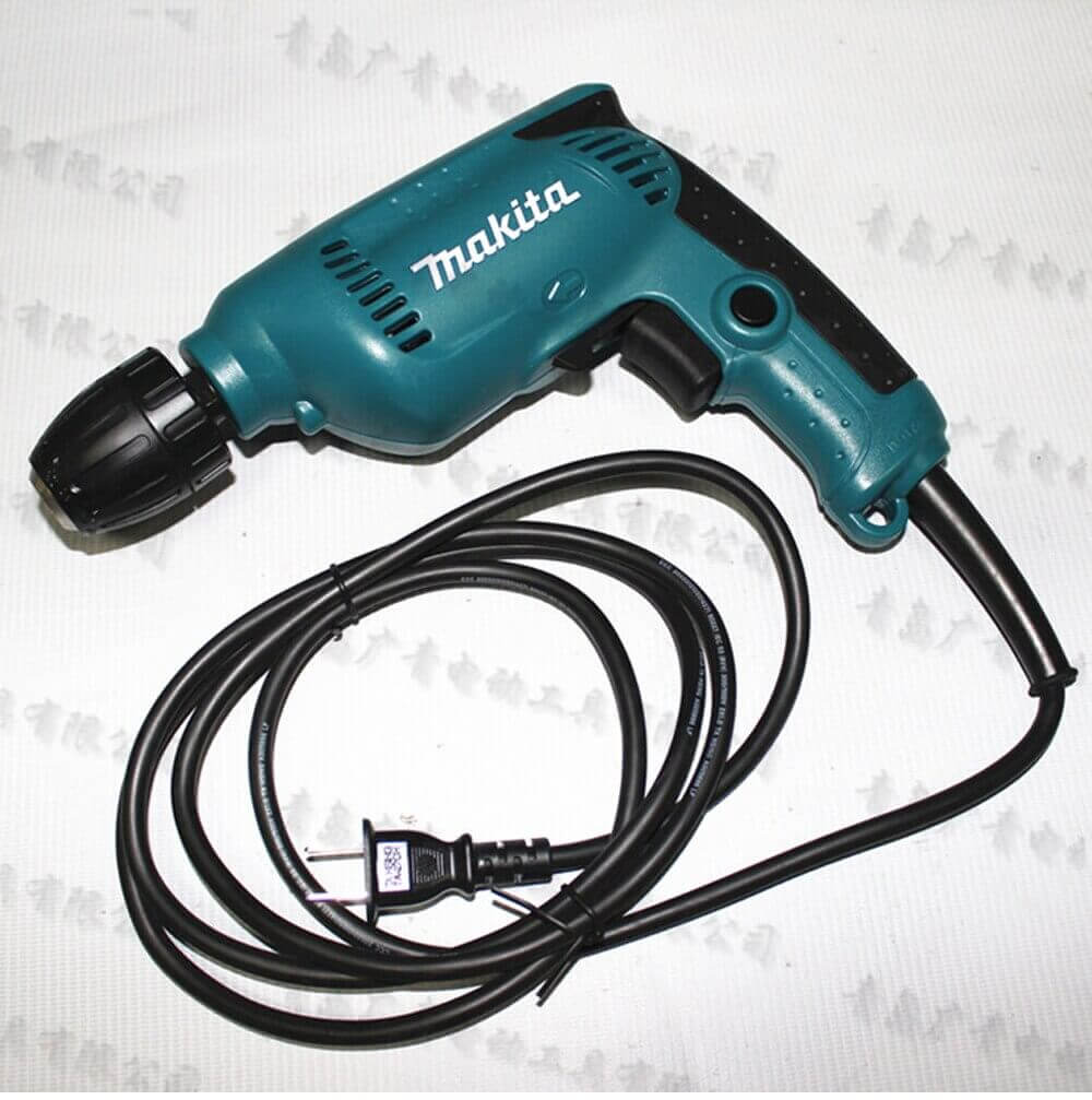 Máy khoan điện Makita