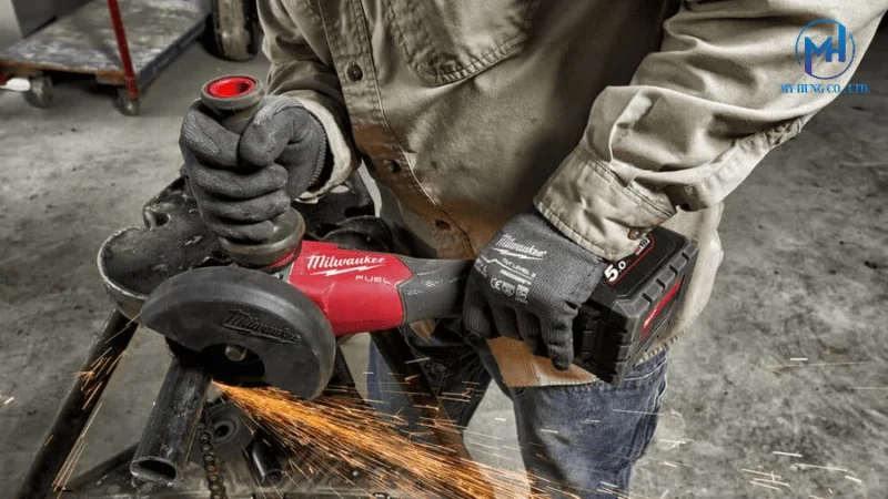 Máy mài góc cầm tay Milwaukee