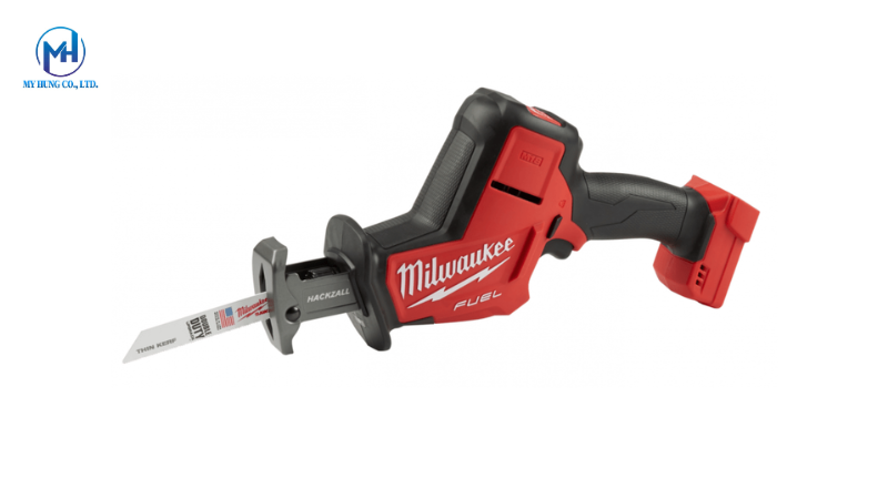 Máy cưa kiếm Milwaukee