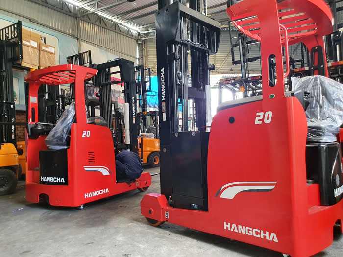Xe nâng điện đứng lái Reachtruck
