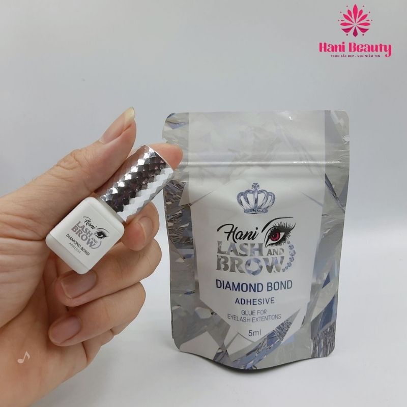Keo nối mi trong suốt Diamond Bond – Vũ khí bí mật tạo mi tự nhiên