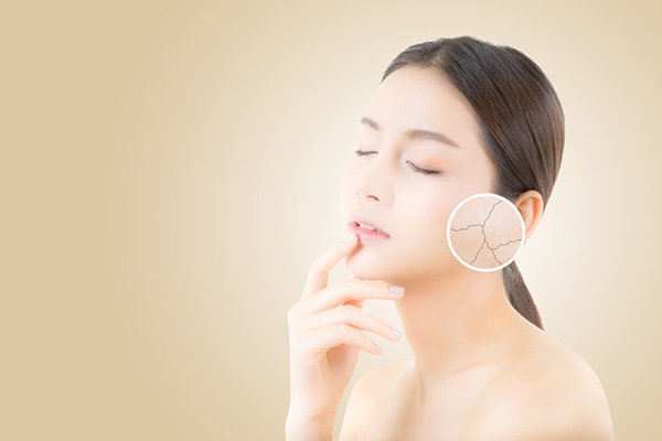 Chính vì tác dụng chống oxy hóa tuyệt vời mà Glutathione có thể làm chậm quá trình lão hoá da