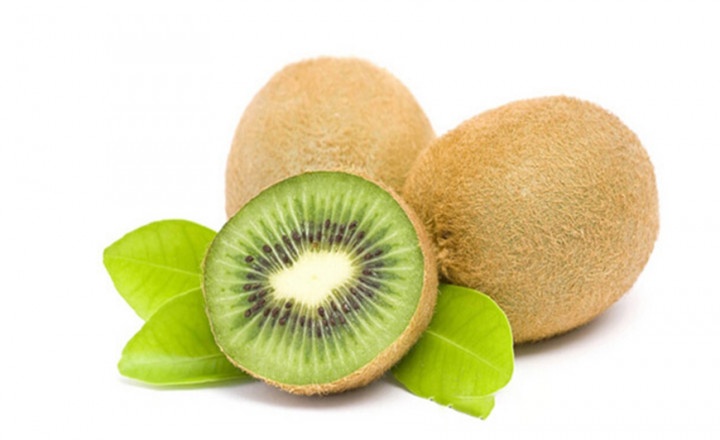 Quả Kiwi cung cấp vitamin C tăng cường khả năng miễn dịch của cơ thể