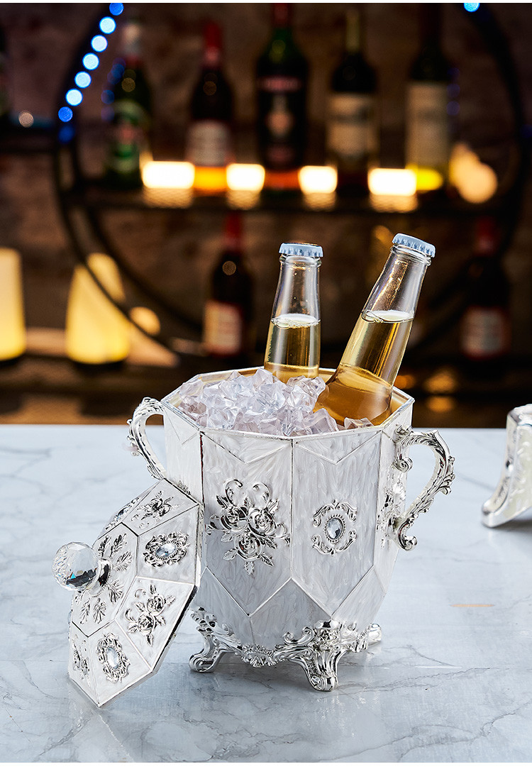 Combo vật dụng để bàn karaoke CBT 016