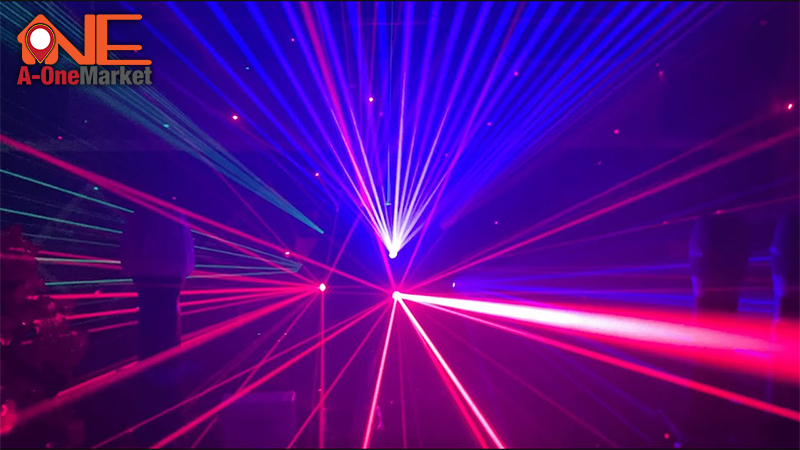Đèn laser tạo hiệu ứng ánh sáng đặc biệt