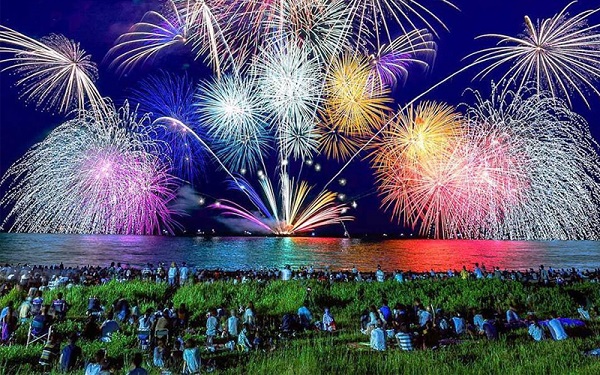 Lễ hội pháo hoa Nhật Bản