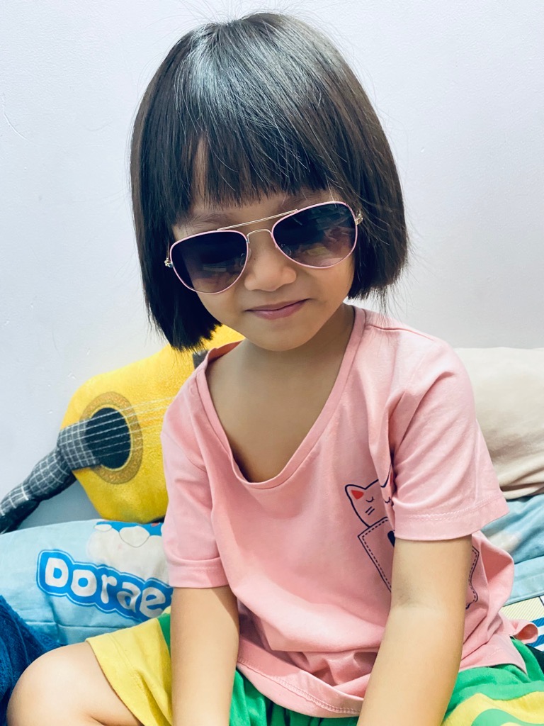 Mắt kính mát, kính chống bụi cho bé từ 2 tuổi [BH: None] / pktn sale