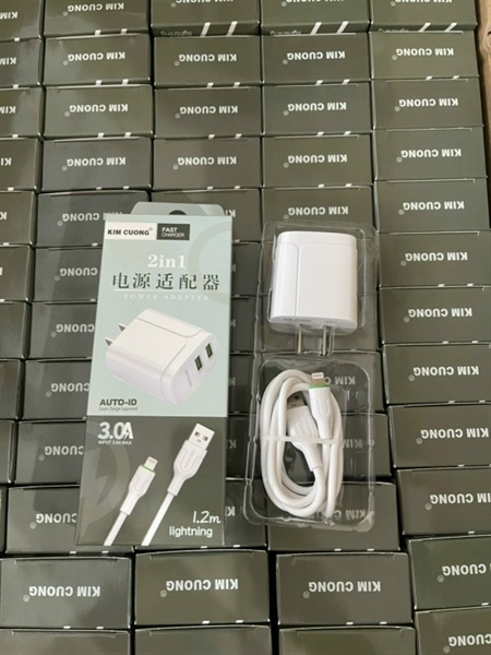 Bộ sạc nhanh 3A lightning Kim Cương 613i usb ra iPhone 2 cổng USB 2in1 1.2m chính hãng [BH 3 Tháng]
