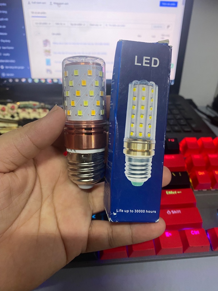 Đèn led 12w đuôi đèn E27 ĐỂ PHÒNG KHÁCH, PHÒNG NGỦ 3 chế độ ánh sáng tiết kiệm điện- 1v5v [BH: NONE]