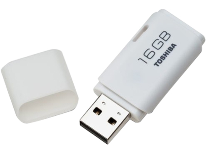 USB 16Gb Toshiba U202 nhựa 2.0 [BH 1 năm]