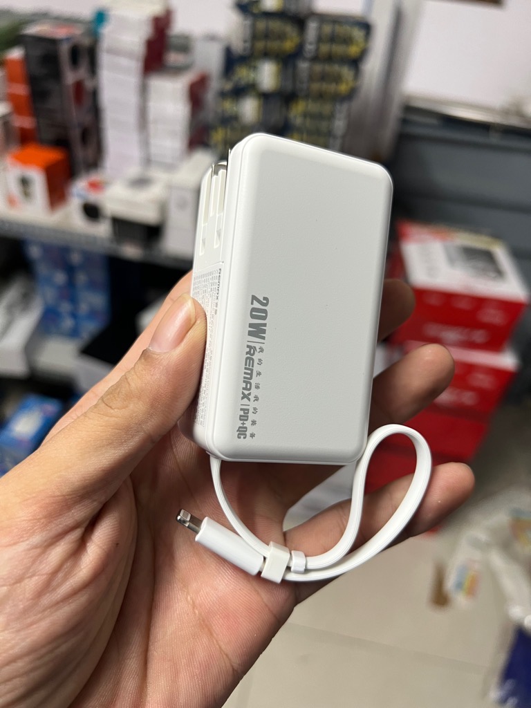 Pin sạc nhanh 20w REMAX RPP-517 dự phòng 5.000mAh QC3.0+PD 22.5w KIÊM Cóc sạc nhanh 20w chính hãng (kèm cáp iphone lightning vs chui ghim ổ điện vừa sạc đt vừa sạc cục pin) [BH: 1 năm]