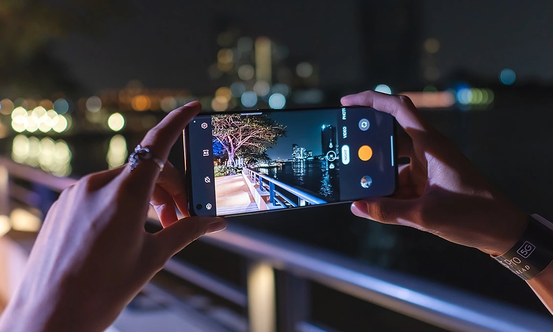 chế độ Chụp Đêm (Ultra Night Mode)
