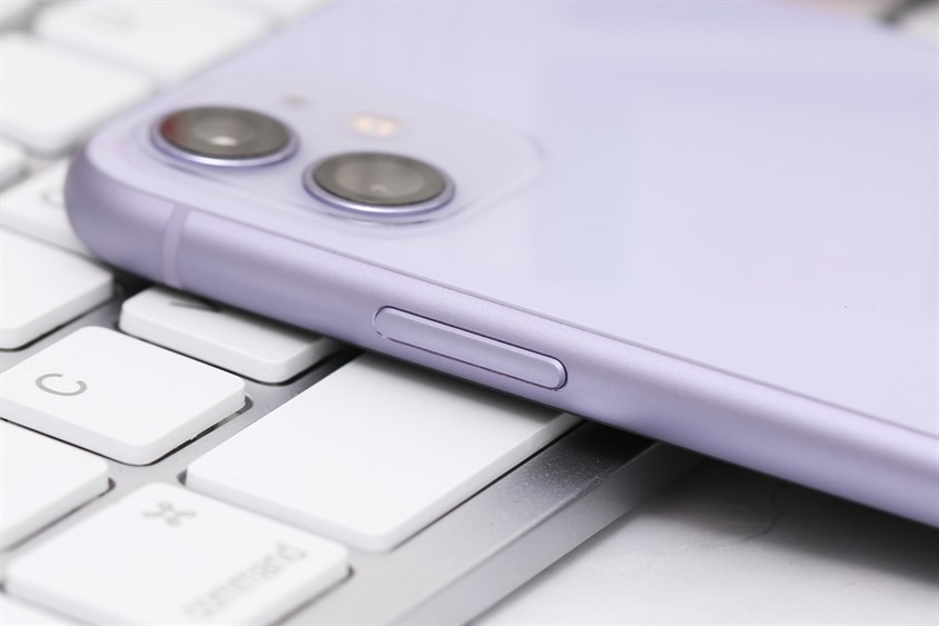 Thiết kế iPhone 11 quen thuộc, bền bỉ và dễ sử dụng