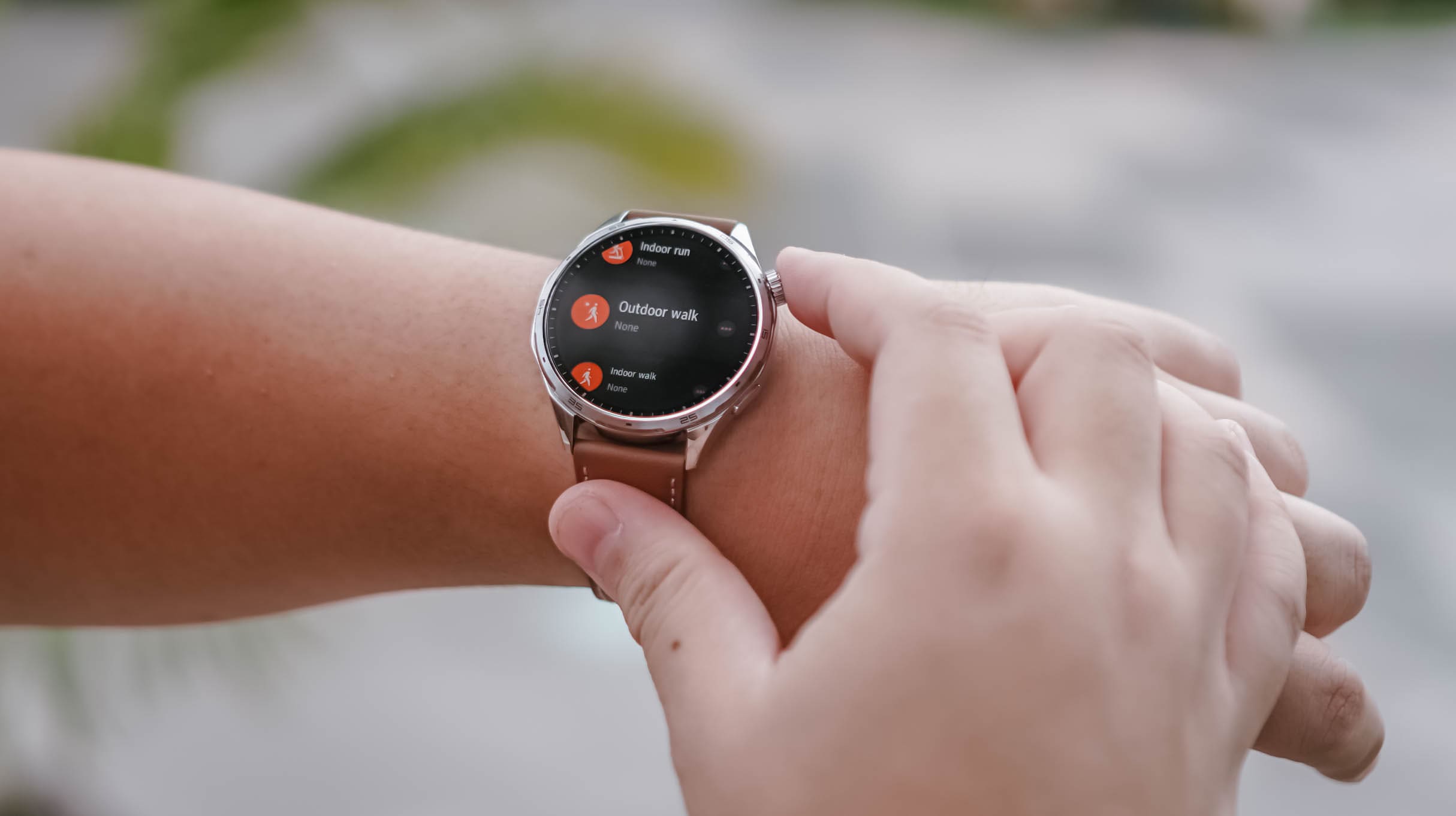 Kết Nối Và Tiện Ích Hằng Ngày